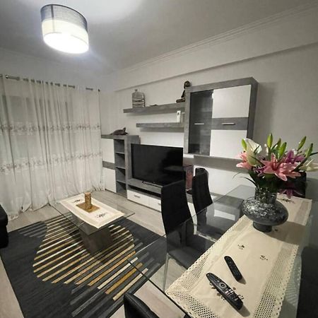 דירות אלמאדה Quarto Calmo E Acolhedor מראה חיצוני תמונה