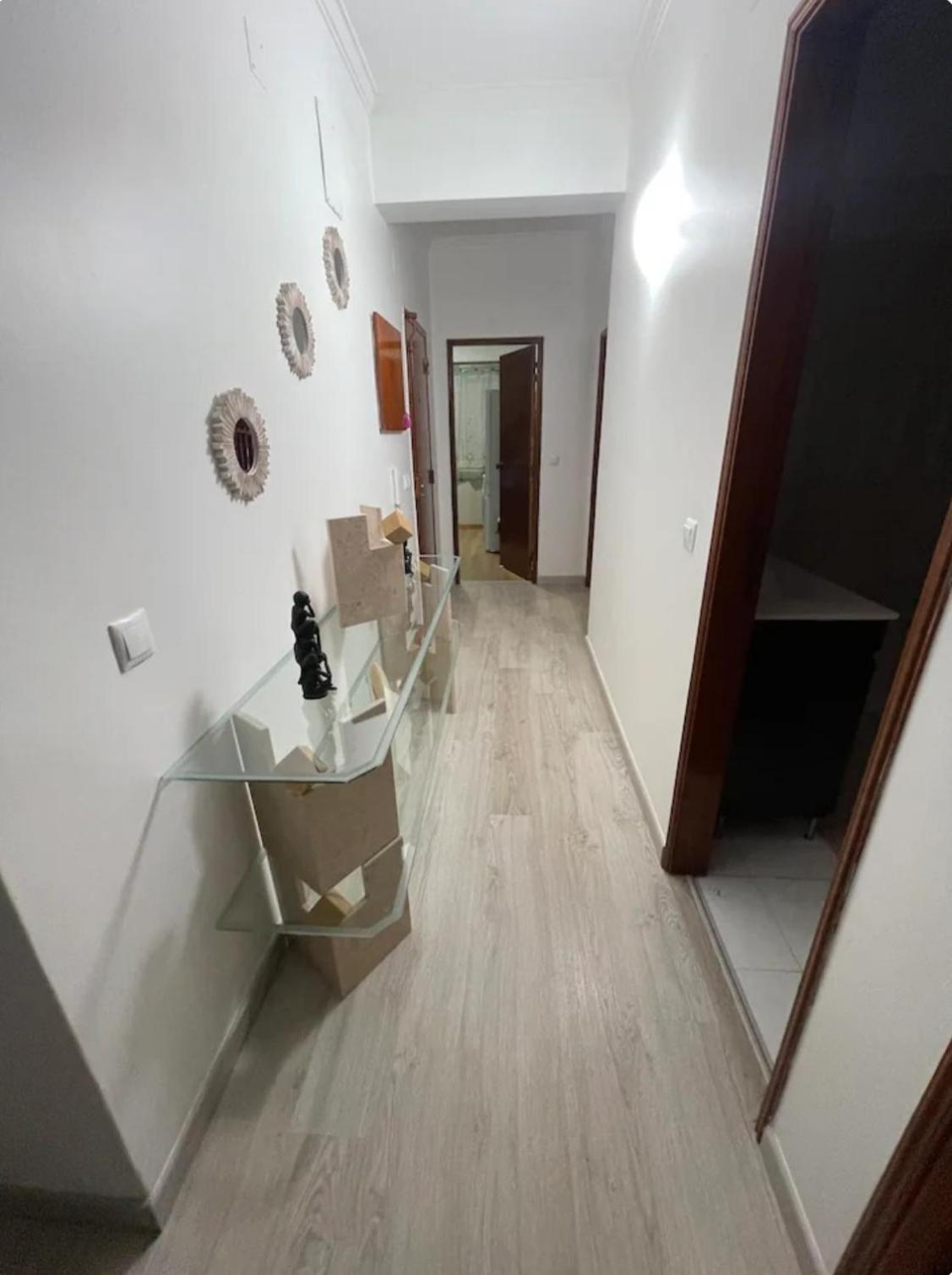 דירות אלמאדה Quarto Calmo E Acolhedor מראה חיצוני תמונה