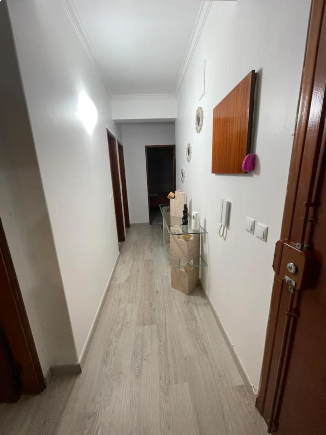 דירות אלמאדה Quarto Calmo E Acolhedor מראה חיצוני תמונה